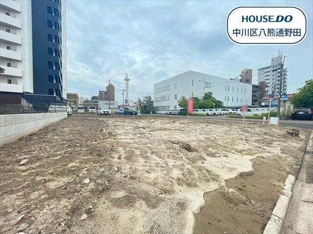 【外観】
【高畑エリア】建築条件なしの売土地になります。
名古屋市東山線/高畑駅まで徒歩3分
・名古屋市立野田小学校まで徒歩10分(約740m)
・名古屋市立一柳中学校まで徒歩17分(約1310m)
