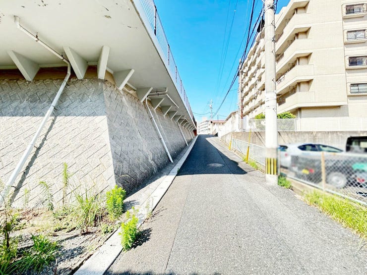 【角部屋】モニター付きインターホン♪シャンプードレッサー♪ペット相談可♪スーパーまで徒歩10分圏内♪