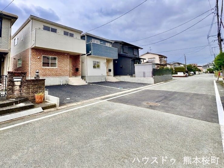 ■理想を叶える新しい暮らしの舞台■高いデザイン性と機能性を兼ね備えた住まい。ここで、家族の新しい物語が始まります。