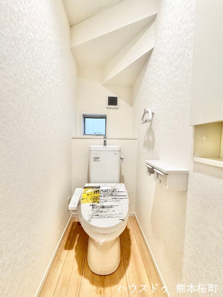 ■一人になれる安らぎの場所■清潔さと静けさを両立した空間。心落ち着くひとときを過ごせる、プライベートなレストルームです。