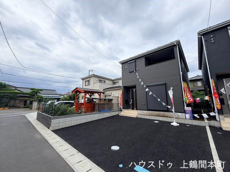 【外観】
社家駅まで約14分!社家駅へのアクセスが良好な立地。クールな印象の住まい!