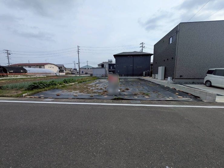 【外観】
◆アピタ稲沢店車で4分・ニッケタウン稲沢徒歩約12分 周辺施設充実しており、生活便利なエリアです♪