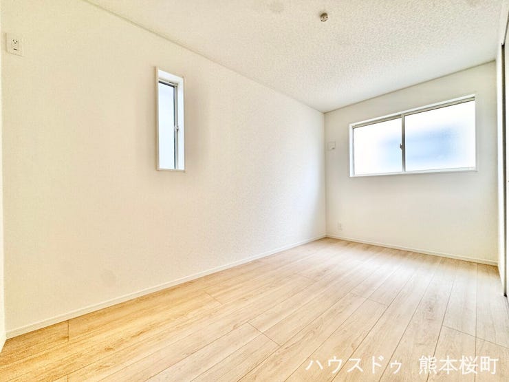 ■2階6.3帖洋室■寝室、書斎、趣味の部屋。家族の成長やライフスタイルに合わせ、様々な使い方ができる快適な空間です。