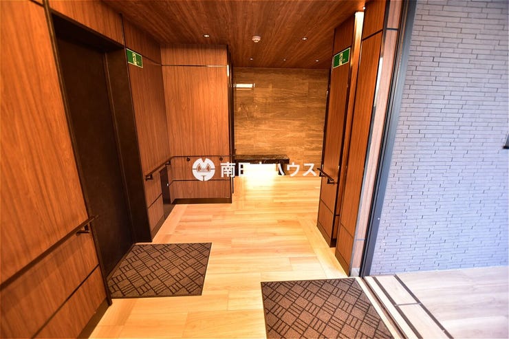 【エムディア城西のロビー】