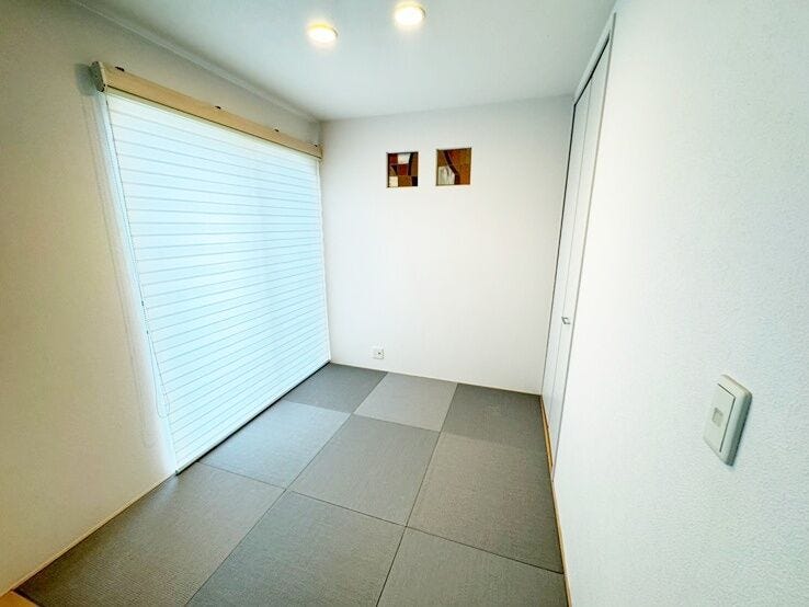 ◆4.5帖の畳コーナー◆
南向きの窓により明るい室内♪