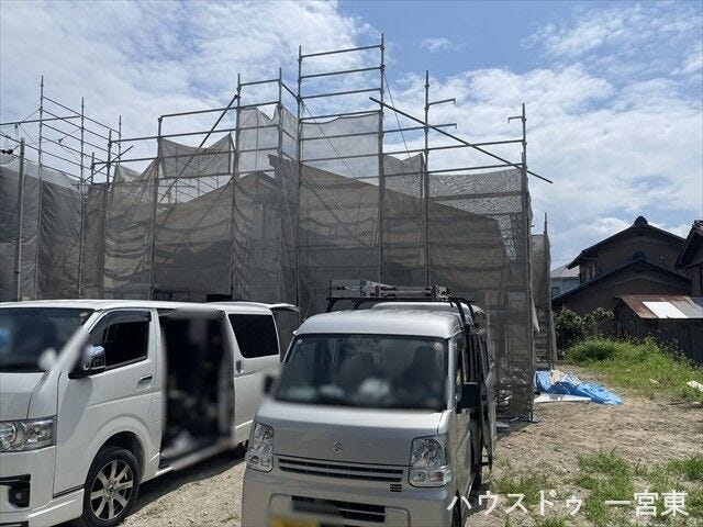 上棟しました!家のシルエットが見えてくると、完成が近づいているのを実感できますね♪