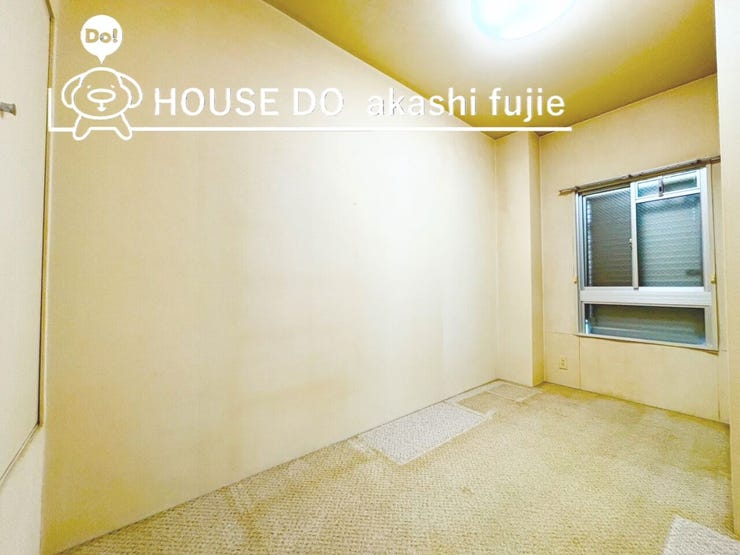 洋室約4.5帖のお部屋になります
