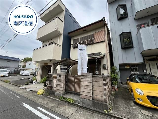 【外観】
木造2階建て。
JR東海道本線/笠寺駅 徒歩約12分、名鉄名古屋本線/本笠寺駅 徒歩約13分。