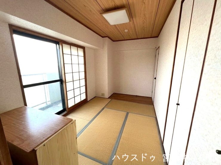 CGで小物は消しています。