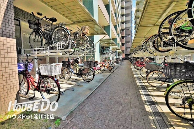■■■ 内覧予約受付中 ■■■
15階建て12階部分の高層階・南西向き♪
専有面積76.00㎡ 4LDK・リフォーム歴多数あり◎
お気軽にお問い合わせください♪