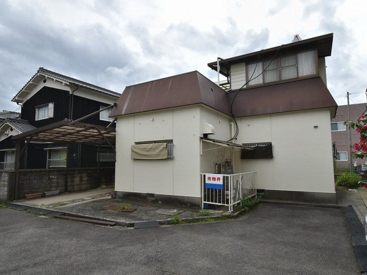 外観を北東側より撮影