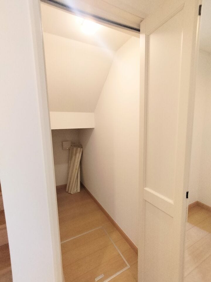 階段下収納