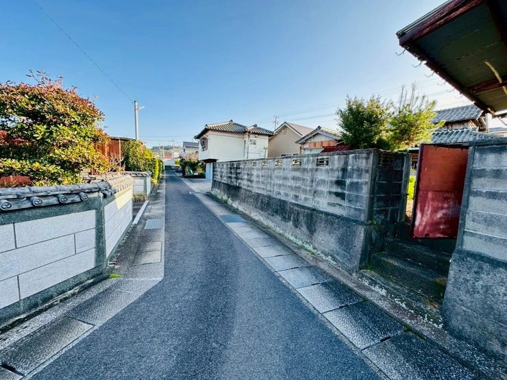 北東側道路 42条2項道路 幅員約3.0m