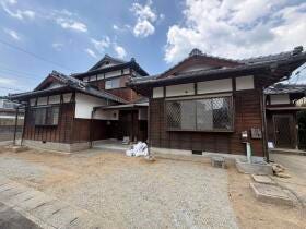 山口市小郡新町１丁目