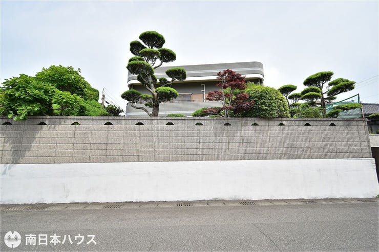 【外観】令和8年6月6日 撮影
東南側から撮影!道路からは見えないプライベートな空間です♪