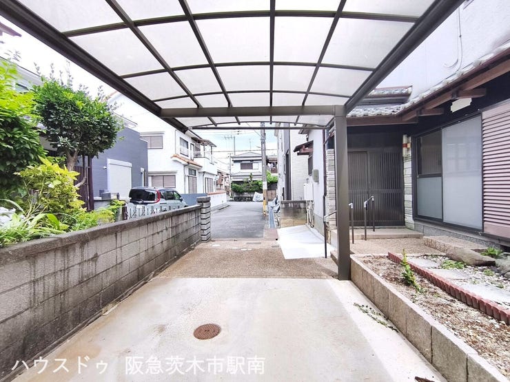 屋根付きカーポート