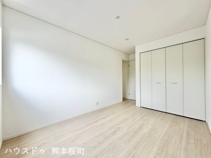 ■2階6.5帖洋室■心からリラックスできる静けさ、上質な眠りで、毎日をリセットします。明日への活力を養う空間です。