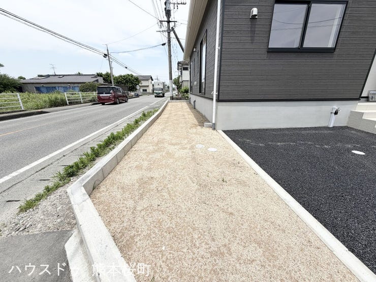 ■遊びと安らぎの多目的空間■子どもが安全に遊べ、ペットと触れ合い、大人も自然に癒やされる、暮らしを彩るスペースです。