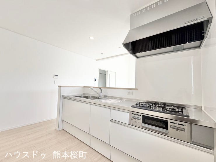 ■家族の「美味しい」が集まる舞台■高い機能性と美しいデザインを両立。料理する人も、待つ人も、笑顔になれる場所です。