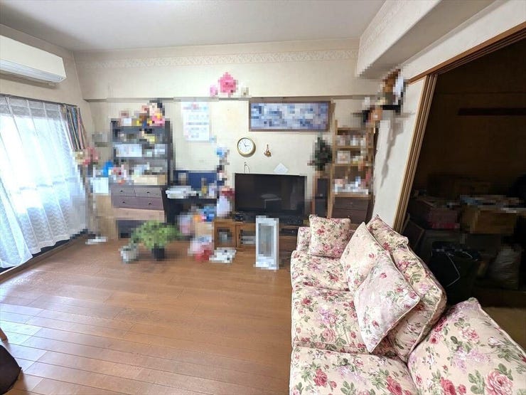 日当たりのよい温かい雰囲気の広々LDKスペースです♪