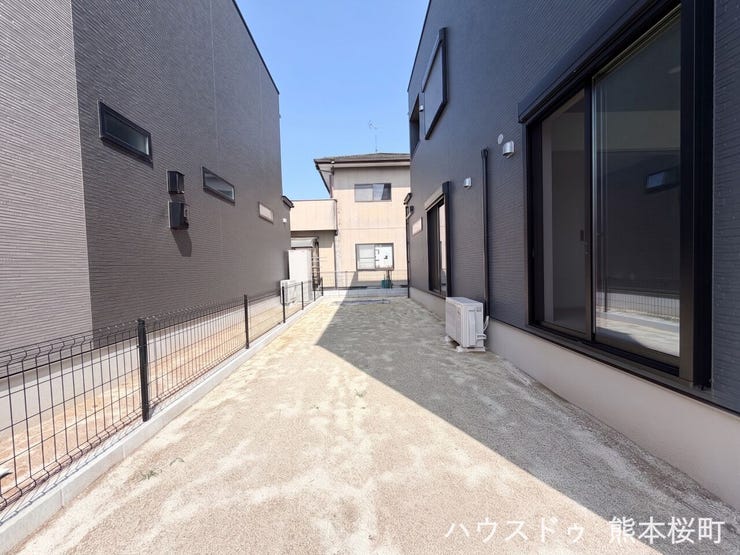 ■遊びと安らぎの多目的空間■子どもが安全に遊べ、ペットと触れ合い、大人も自然に癒やされる、暮らしを彩るスペースです。