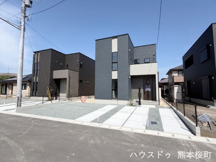 ■車と趣味の幅が広がる場所■単なる駐車スペースではない、洗車やタイヤ交換、DIYにも使える多目的な屋外スペースです。