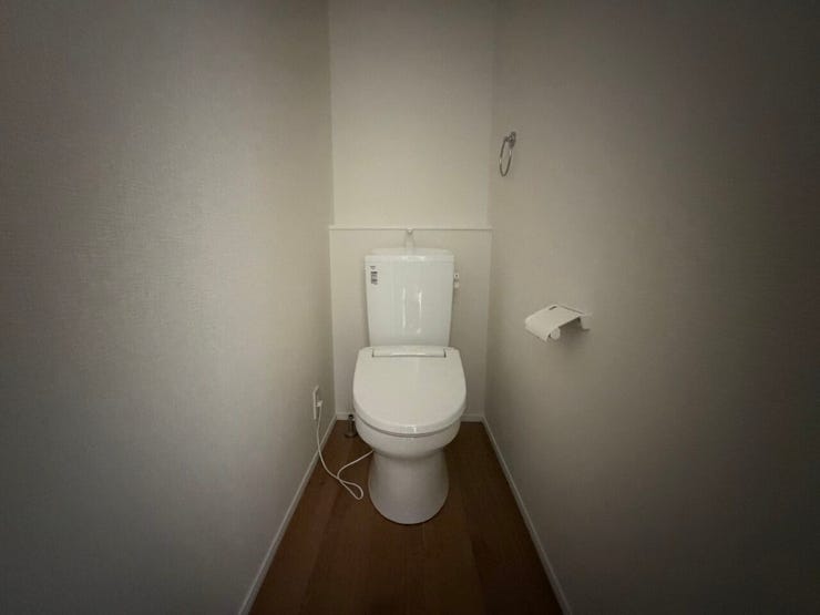 2階にもトイレがあるので、トイレの度の階段の上り下りが不要になります。