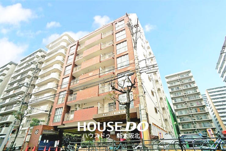 ■周辺環境が充実した住みやすい西宮原エリア!
■一人暮らしや収益物件としてもおすすめの1LDKです!
■最上階角部屋です!
