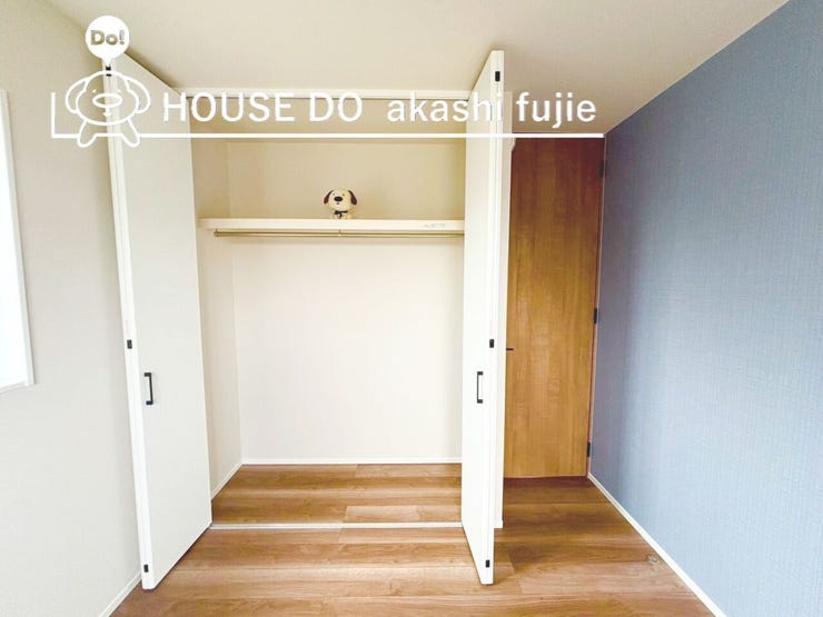 クローゼット収納完備