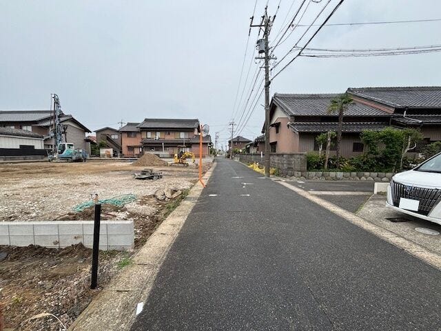 お問い合わせは「ハウスドゥ 清須」まで!
名鉄新清洲駅から西へ。十六銀行さんの前です!
気になる方は、ご案内させていただきます。
お気軽にお問い合わせください。