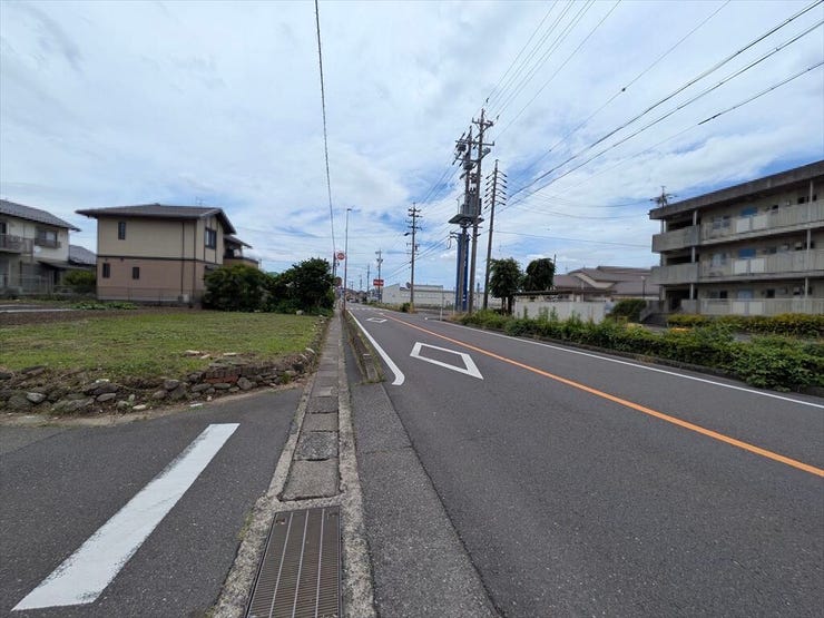 南側道路
2026/6/8撮影