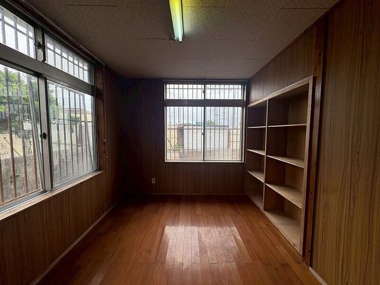 2面採光で明るく風通しの良いお部屋。