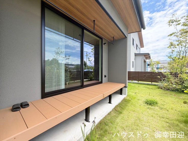 ■遊びと安らぎの多目的空間■子どもが安全に遊べ、ペットと触れ合い、大人も自然に癒やされる、暮らしを彩るスペースです。