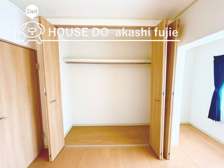 クローゼット収納完備