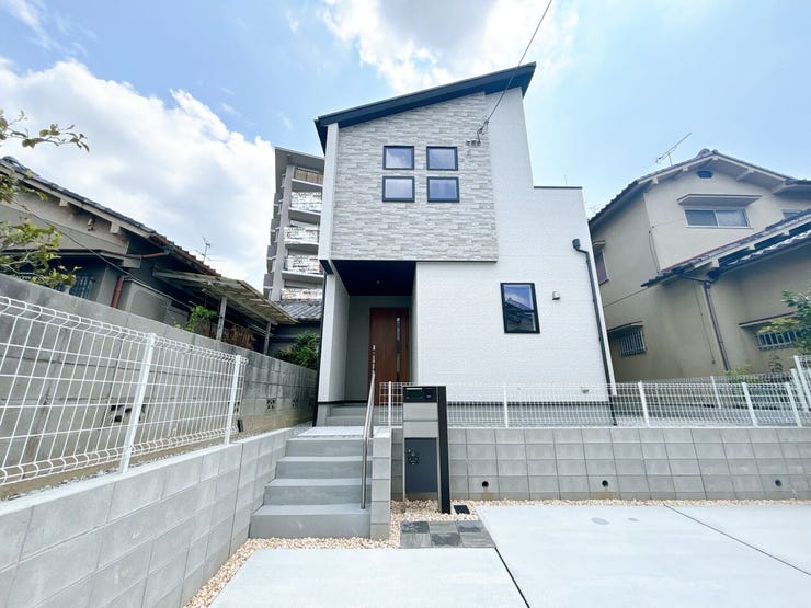 自然とうまく調和した環境の良い地域です。
毎日を快適に気持ちよく過ごしていただけます。