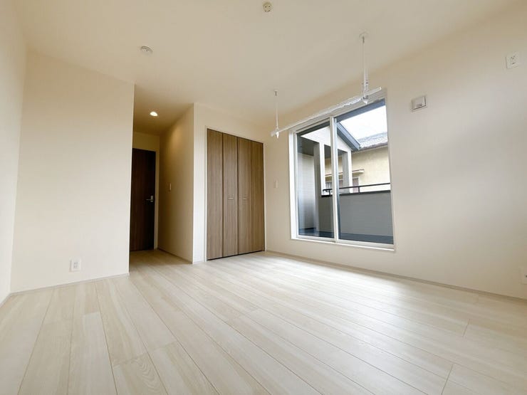 色合いに統一感のある、落ち着いた雰囲気のお部屋です。