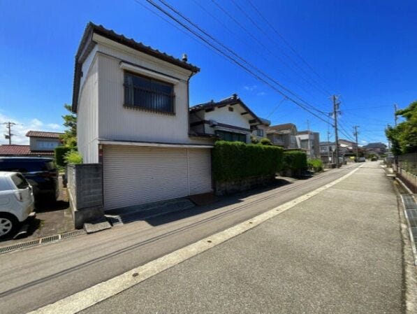 前面道路は融雪付き!幅員もゆとりの約6m!(^^)!