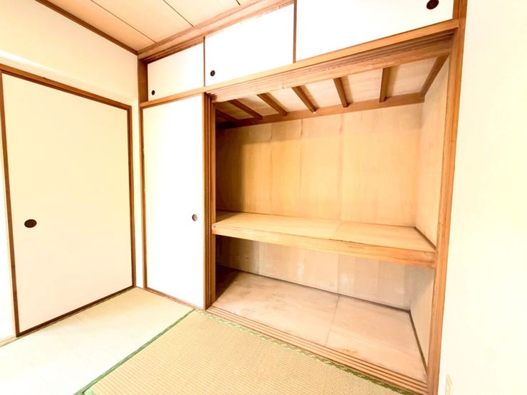 ◇和室部分の押し入れ(リフォームでクローゼット仕様にもできます)お見積り承ります!