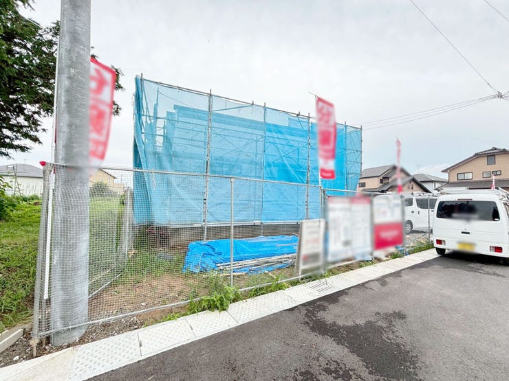 平屋♪ロフトあり♪勾配天井で開放感あるリビング♪行橋市泉中央新築戸建て◎駐車場◎ファミリークローク