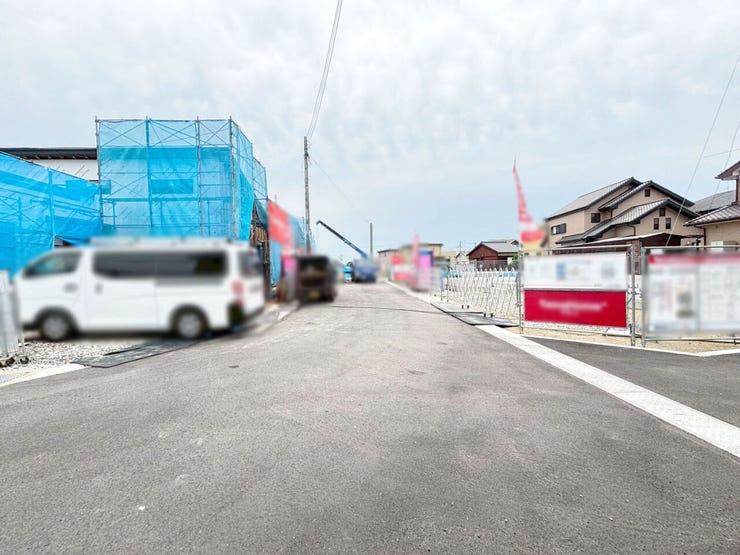 平屋♪ロフトあり♪勾配天井で開放感あるリビング♪行橋市泉中央新築戸建て◎駐車場◎ファミリークローク