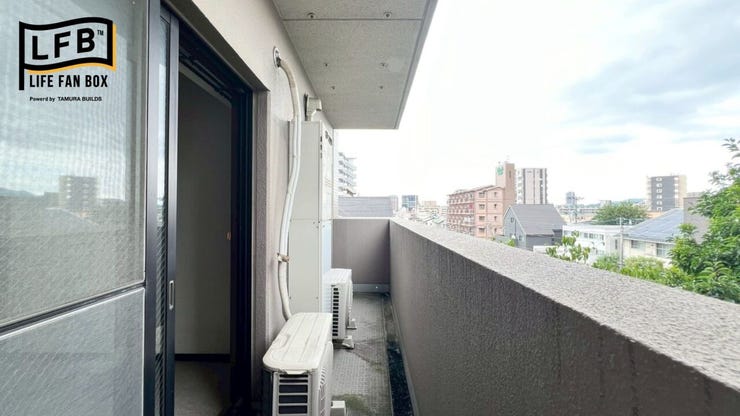 二面バルコニーで風通しを確保できます♪