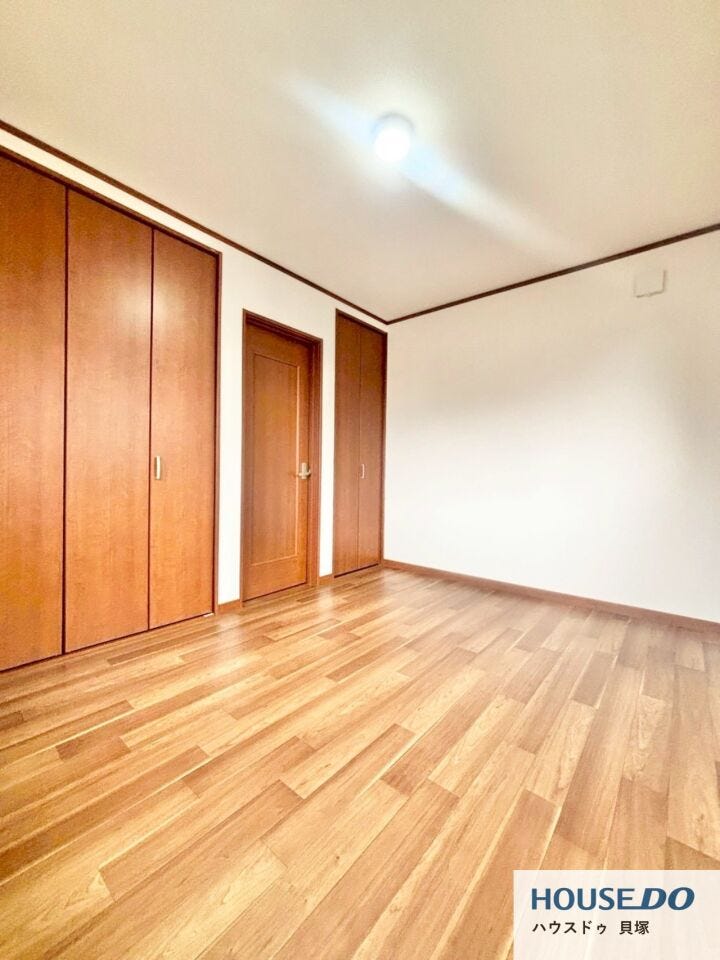 広々とした居住空間は日々の暮らしを彩り、心のやすらぎと満足感を与えてくれます。