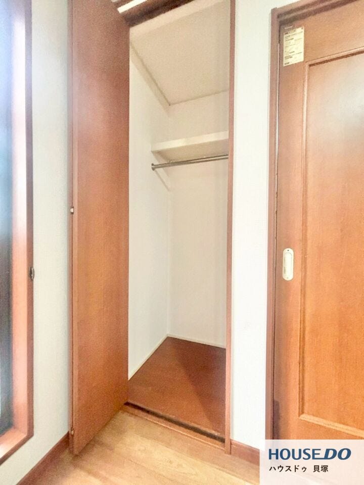 天井高サイズのクローゼットなのでお洋服がたくさん収納できます!