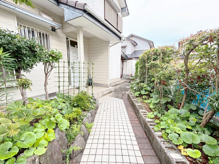 小倉南区上吉田 中古戸建て♪バス停徒歩5分♪ドラッグストア・コンビニ徒歩14分♪