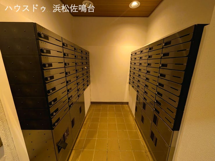 集合ポスト、宅配ボックス