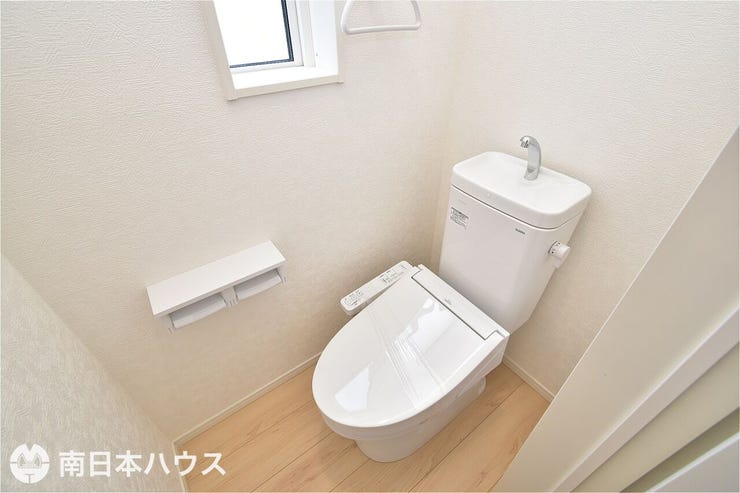 城山２丁目 新築戸建 城山２丁目／２区画 【2階トイレ】