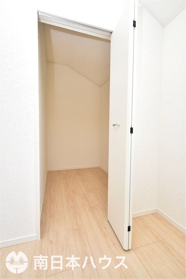 城山２丁目 新築戸建 城山２丁目／２区画 【ウォークインクローゼット】奥行があるクローゼットです！