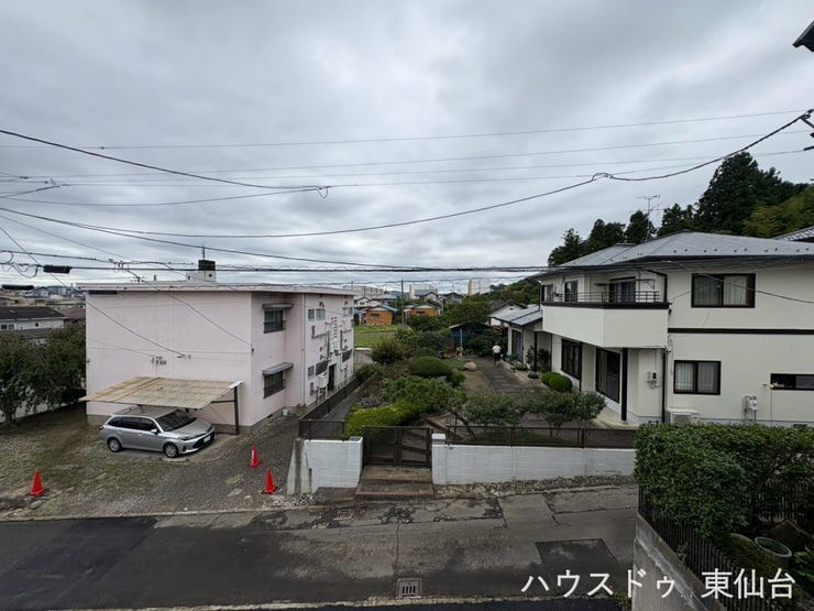 前面道路の為、陽を遮るものがなく日当たり良好です◎