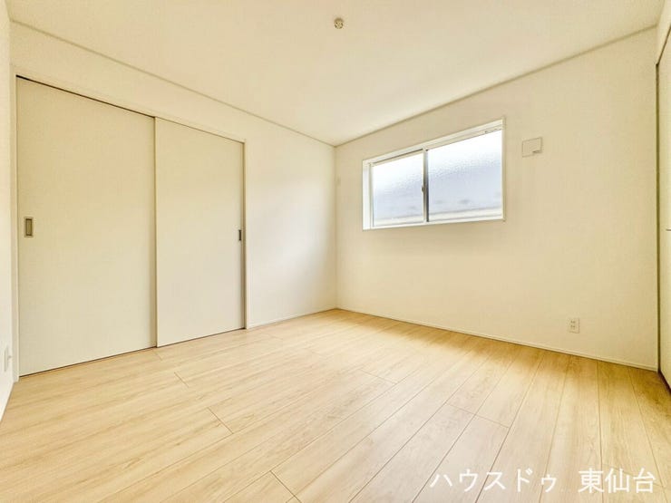各居室6帖以上、収納有です◎