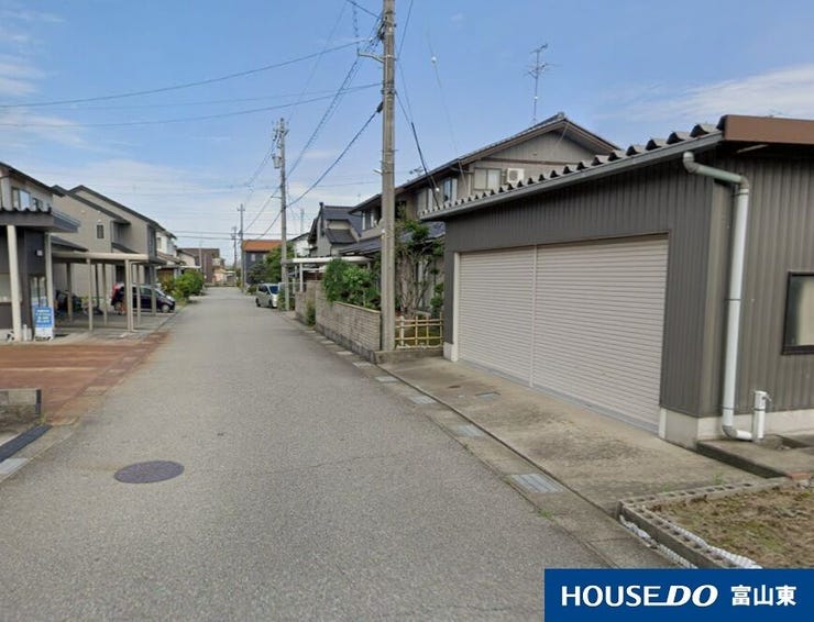 道路は南向きに面しています!日当たり良好◎